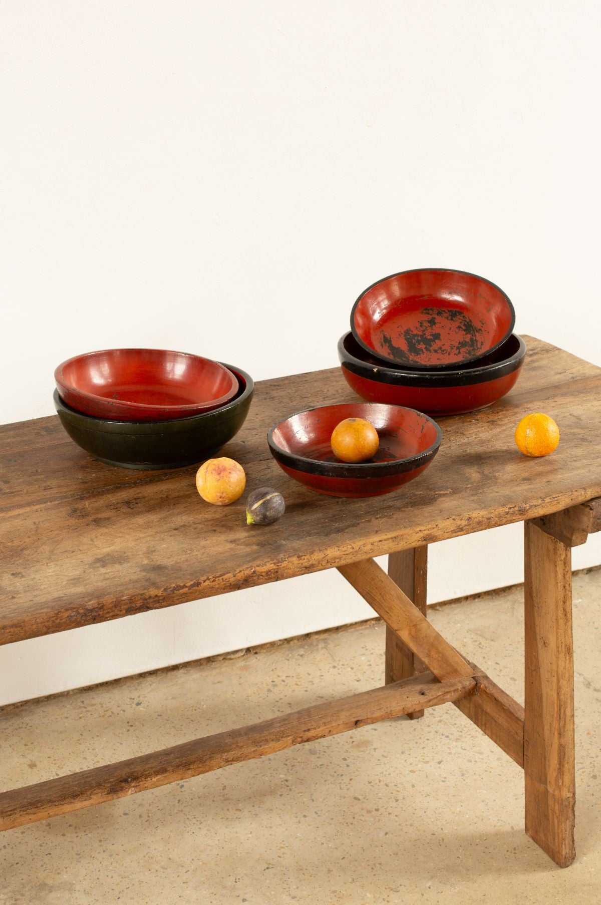Avemode Antique Japanese Lacquered Wood Bowl – All Red, 30cm (c.1900) - Image 4